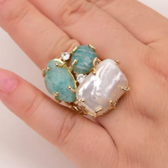 Gold Ring with Green Faceted Amazonite Stones White Freshwater baroque Pearls - Picture 2 of 2